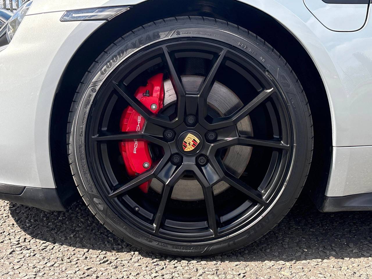 Taycan GTS SPORT TURISMO (3) image 17