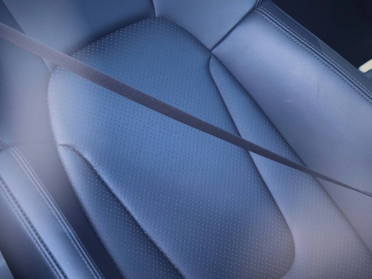Taycan TURBO S SPORT TURISMO image 23