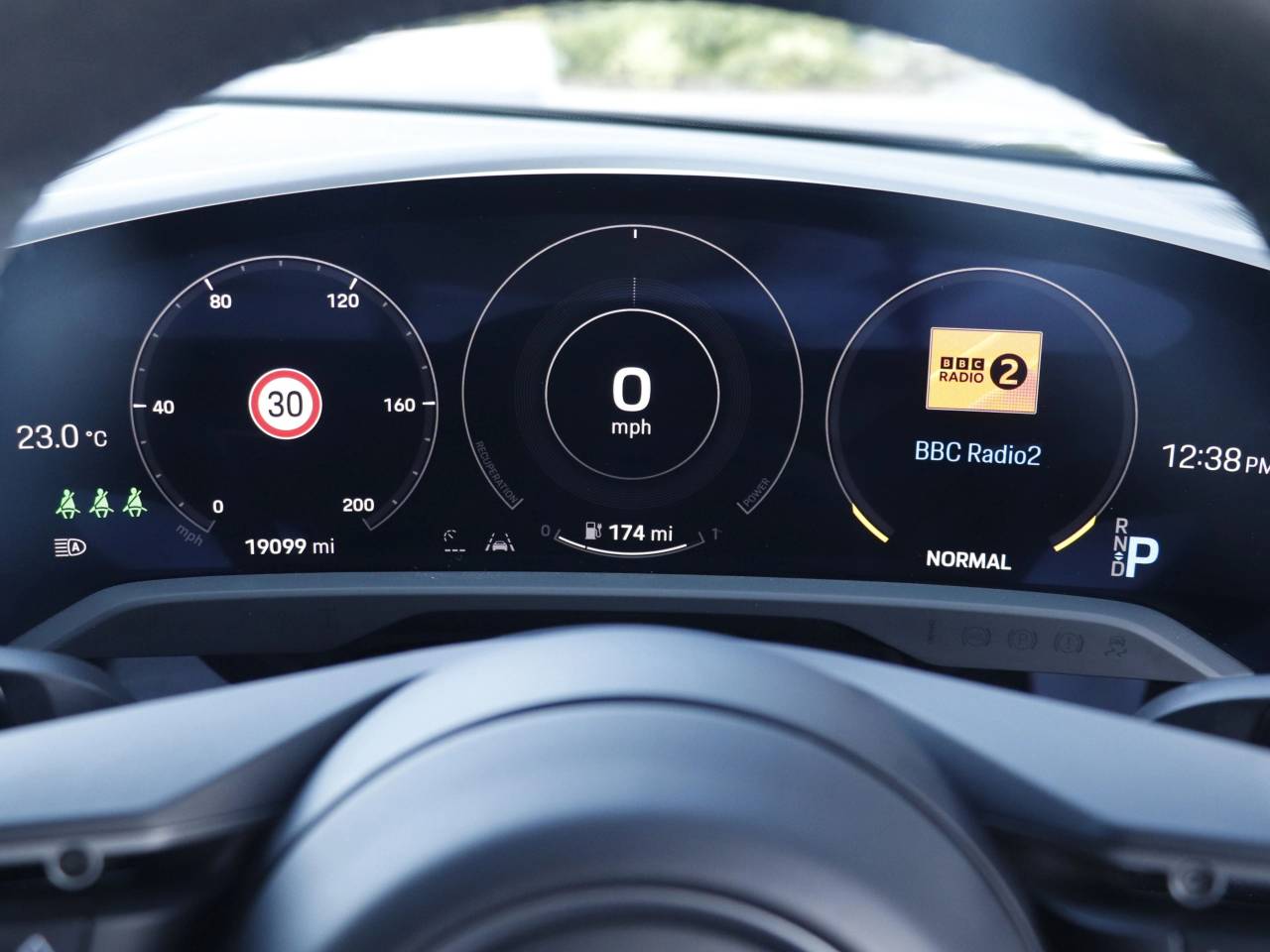 Taycan TURBO S SPORT TURISMO image 19