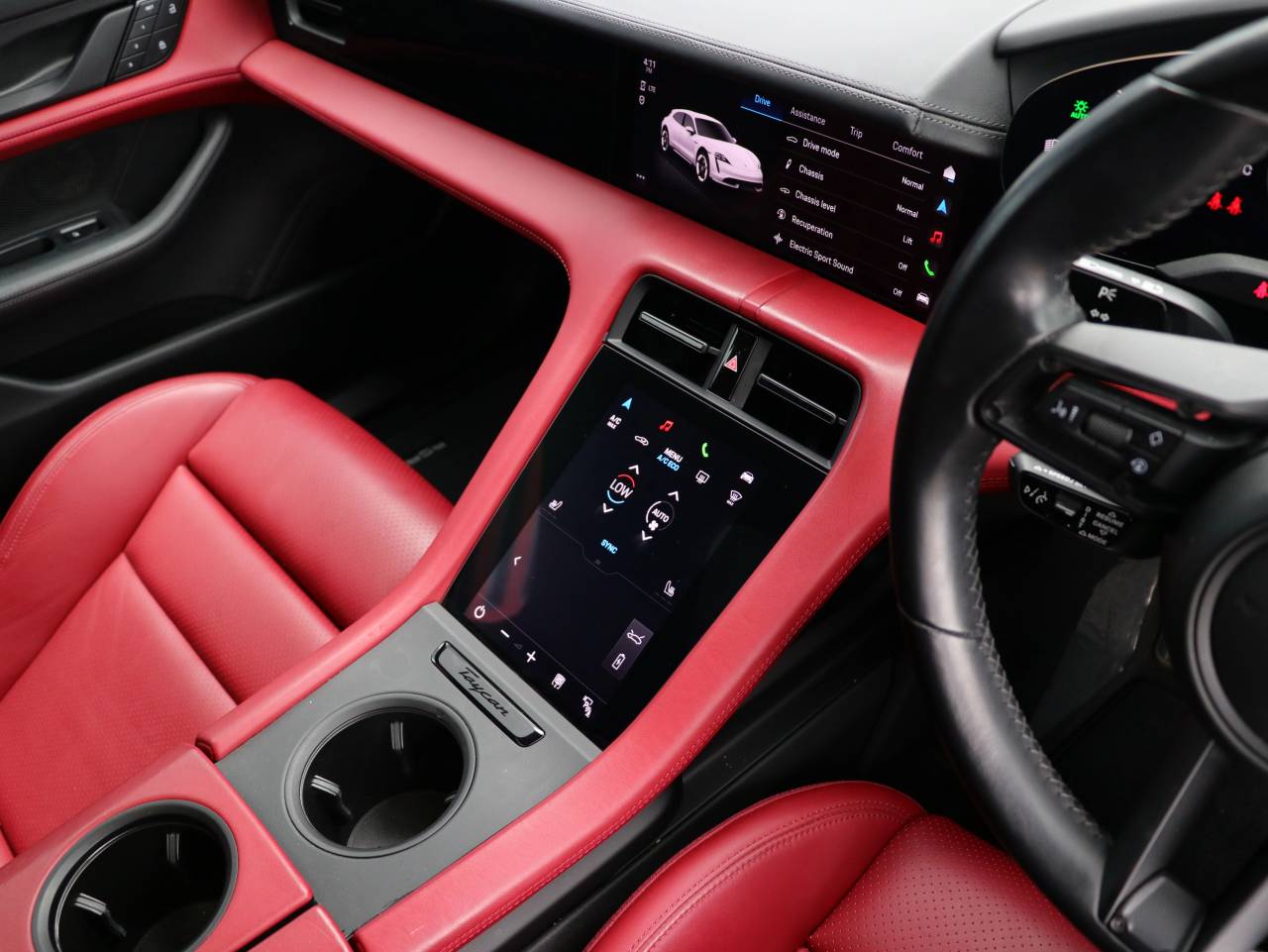 Taycan TURBO SPORT TURISMO (1) image 33