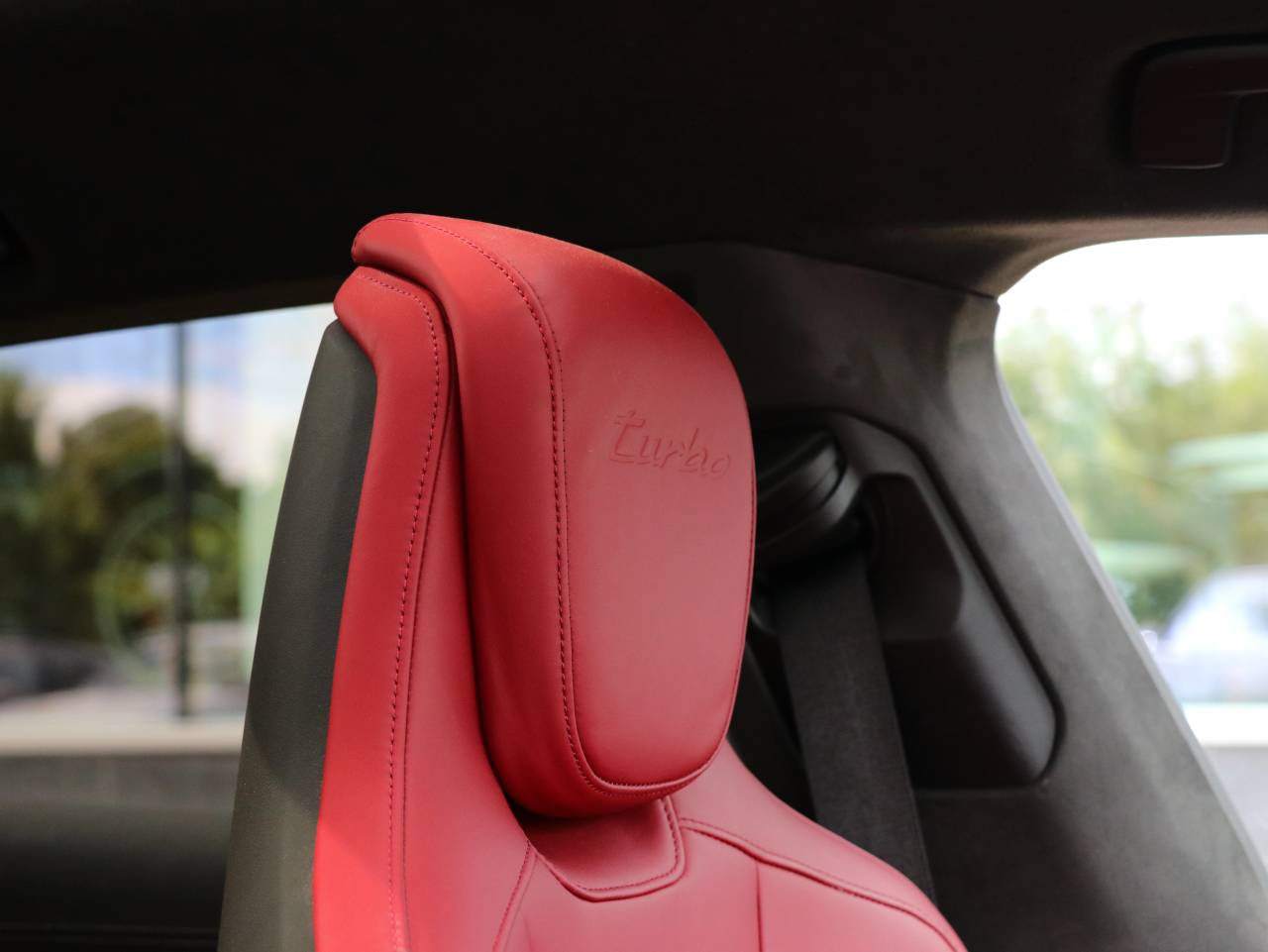 Taycan TURBO SPORT TURISMO (1) image 37