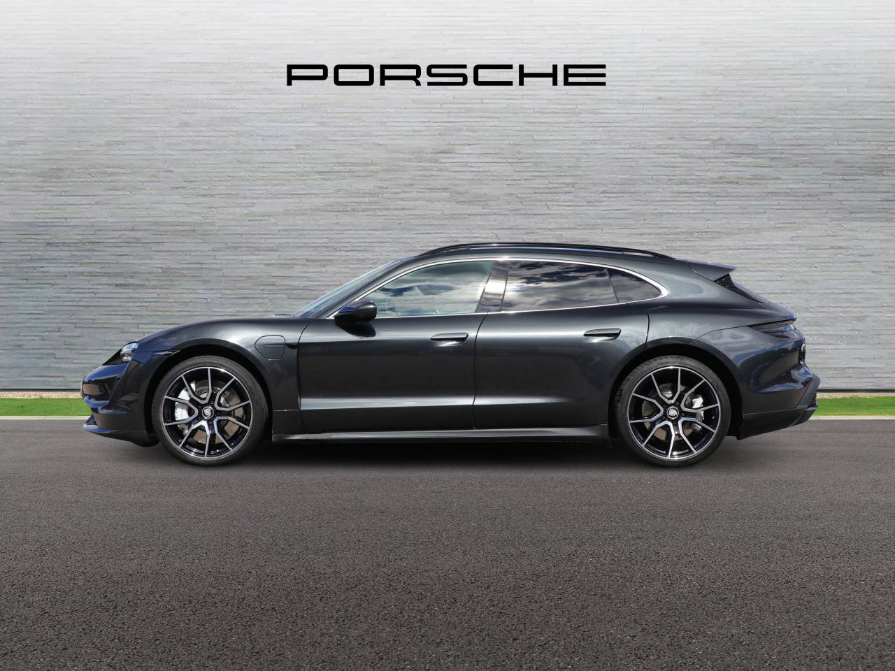Taycan TURBO SPORT TURISMO (1) image 07