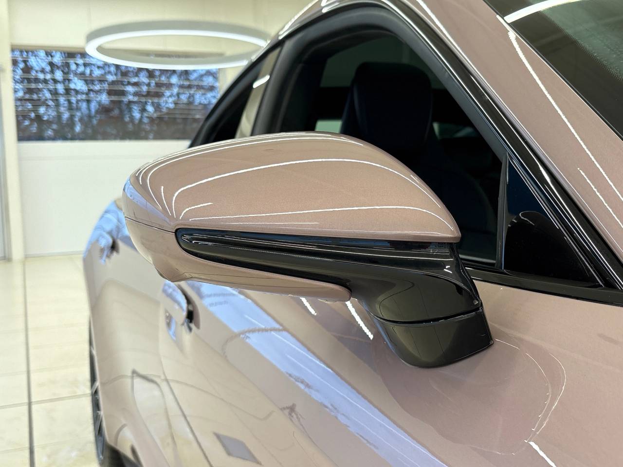 Taycan 4S (2) image 12