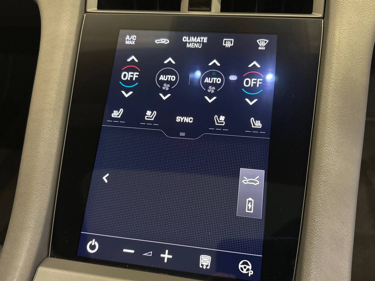 Taycan 4S (2) image 32