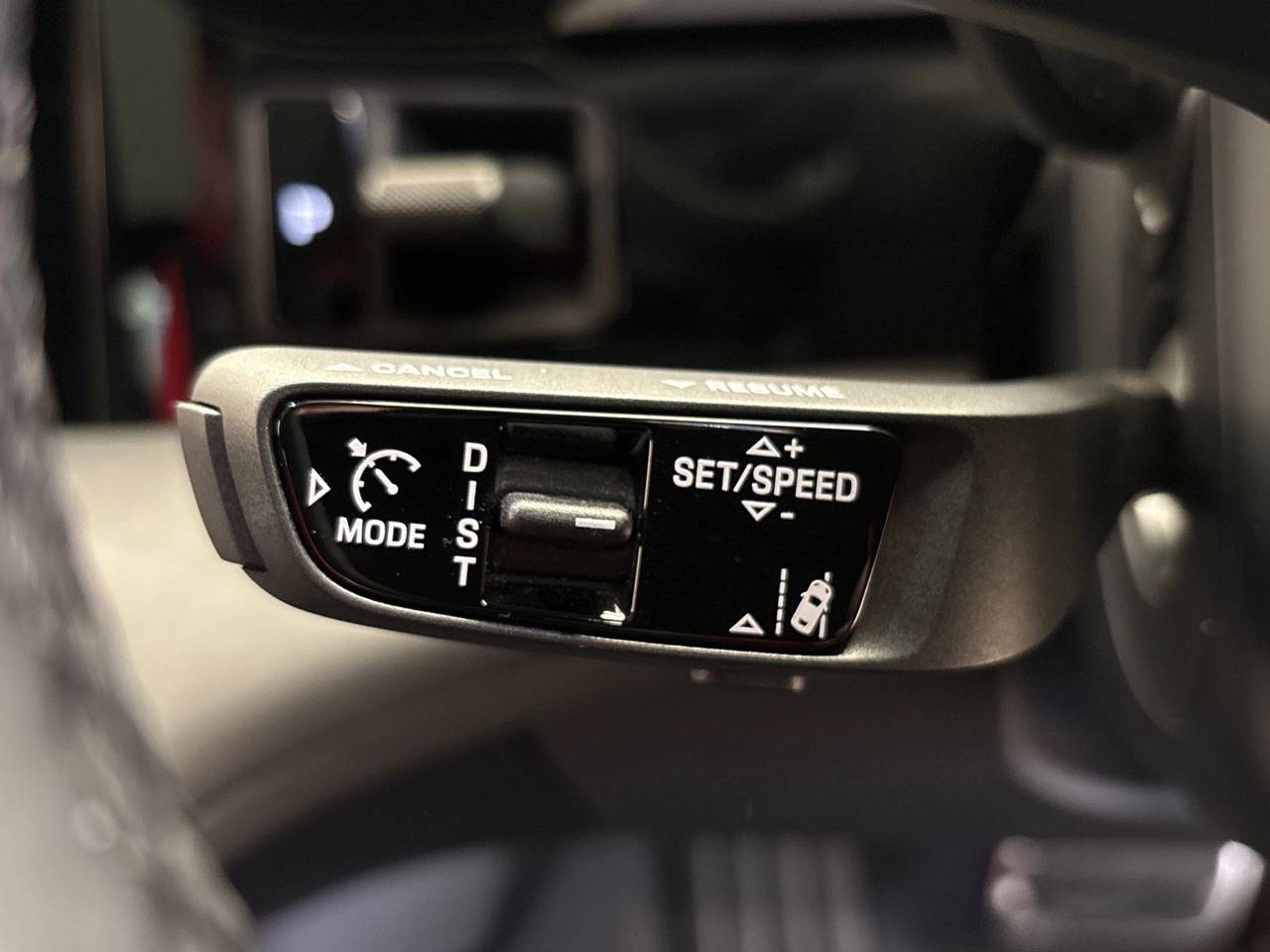 Taycan 4S (2) image 43