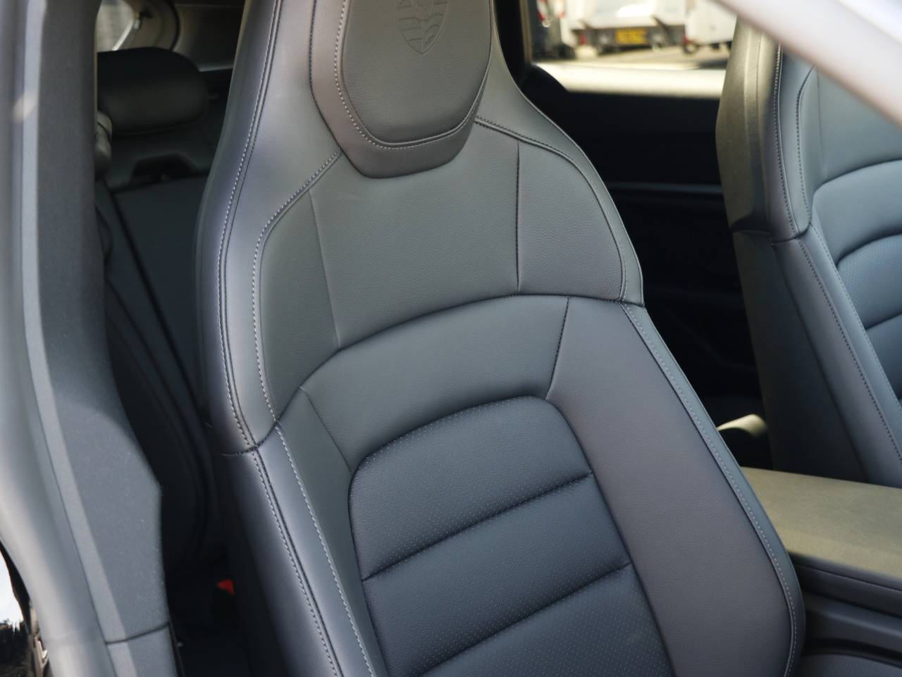 Taycan 4S SPORT TURISMO (3) image 22
