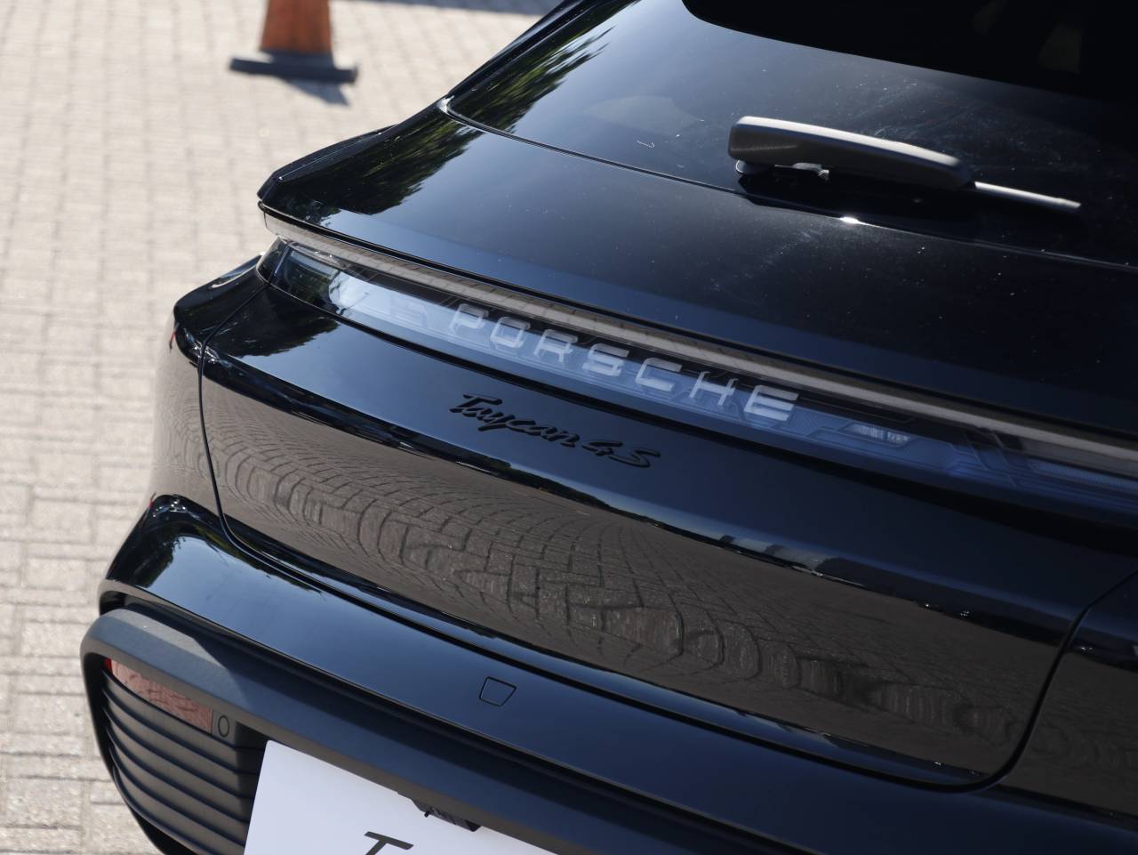 Taycan 4S SPORT TURISMO (3) image 18