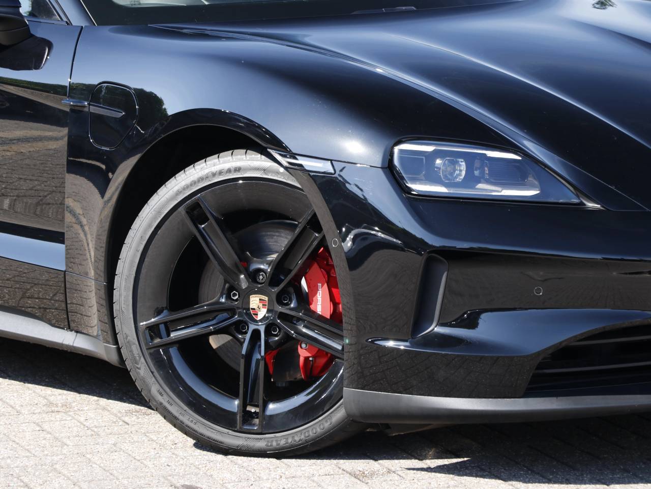 Taycan 4S SPORT TURISMO (3) image 09
