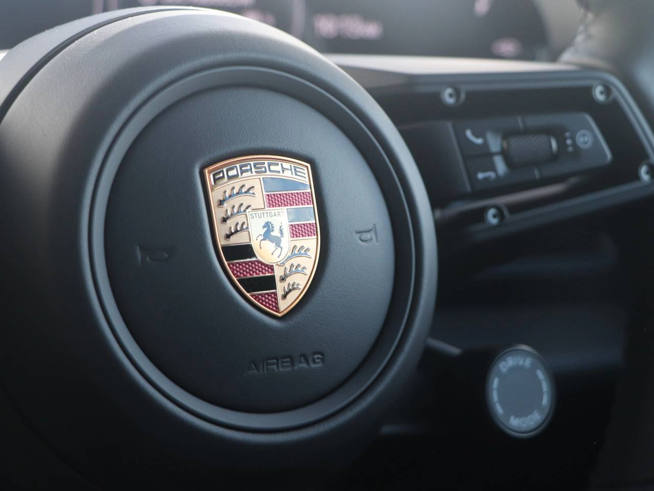 Taycan (22) image 20