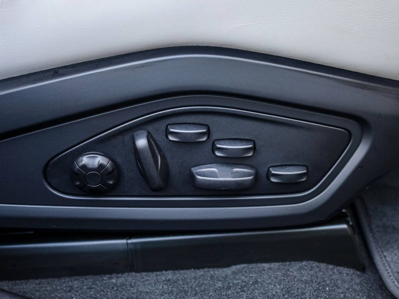 Taycan TURBO CROSS TURISMO (6) image 30