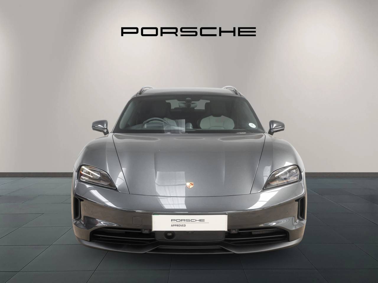 Taycan BASE SPORT TURISMO image 07