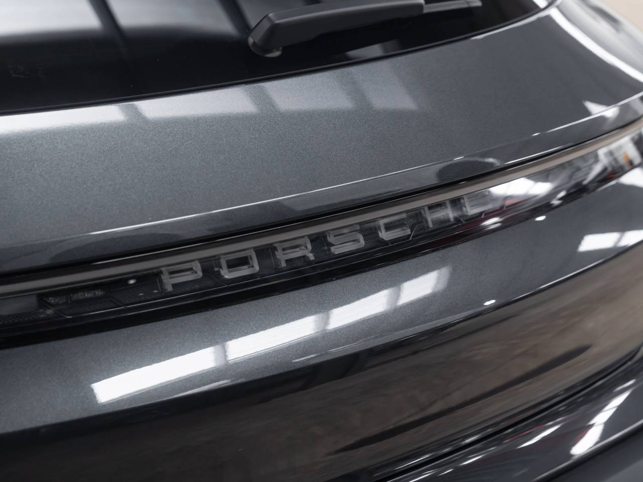 Taycan BASE SPORT TURISMO image 15
