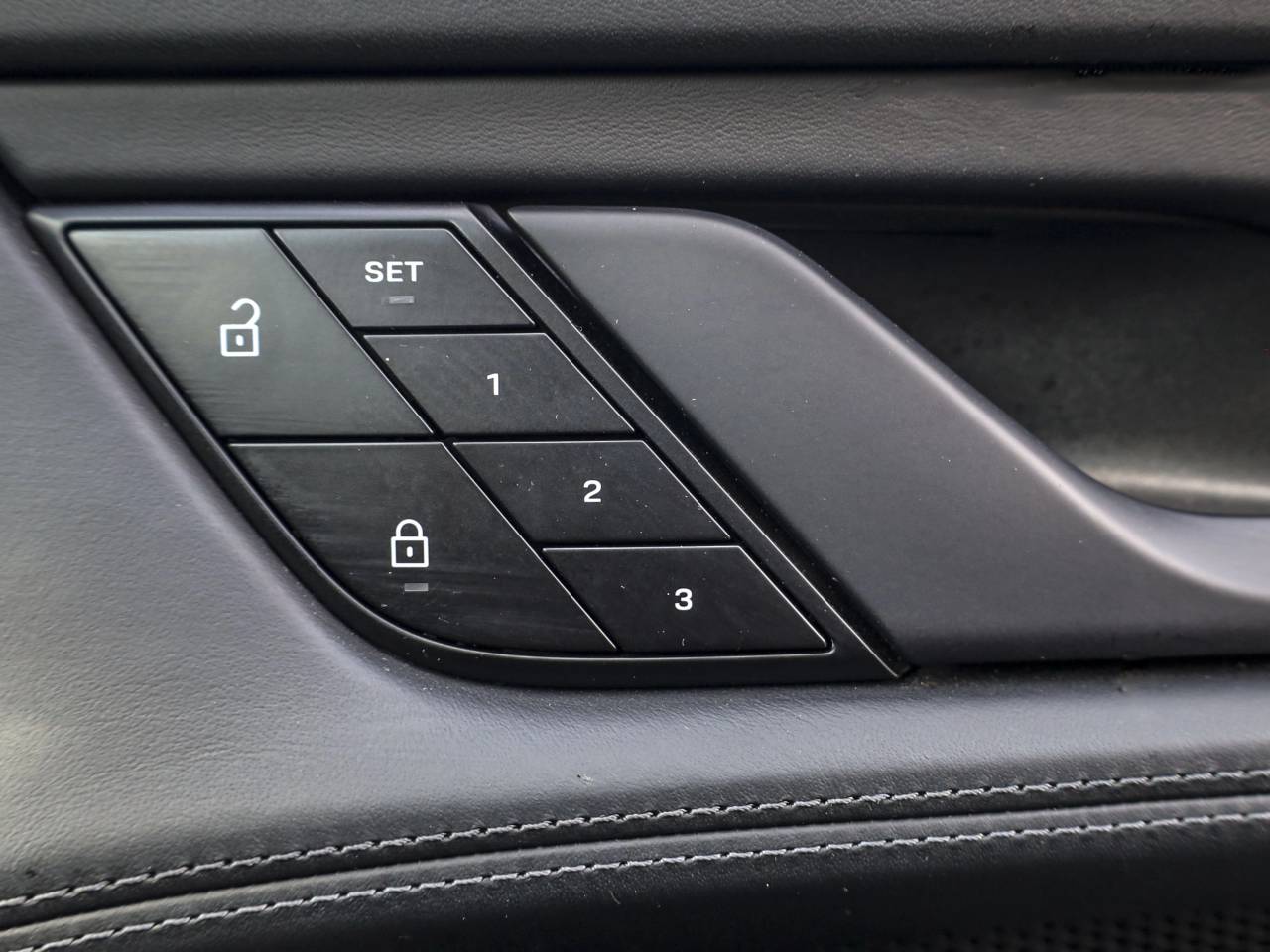 Taycan 4S SPORT TURISMO (5) image 23
