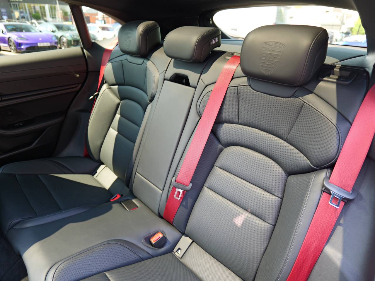 Taycan 4S CROSS TURISMO (34) image 18
