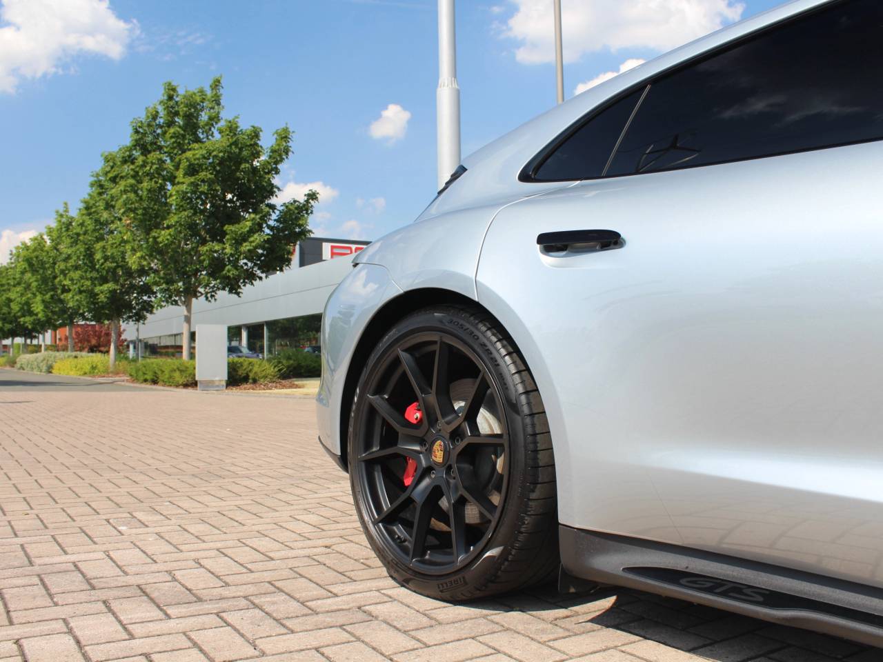 Taycan GTS SPORT TURISMO (6) image 19