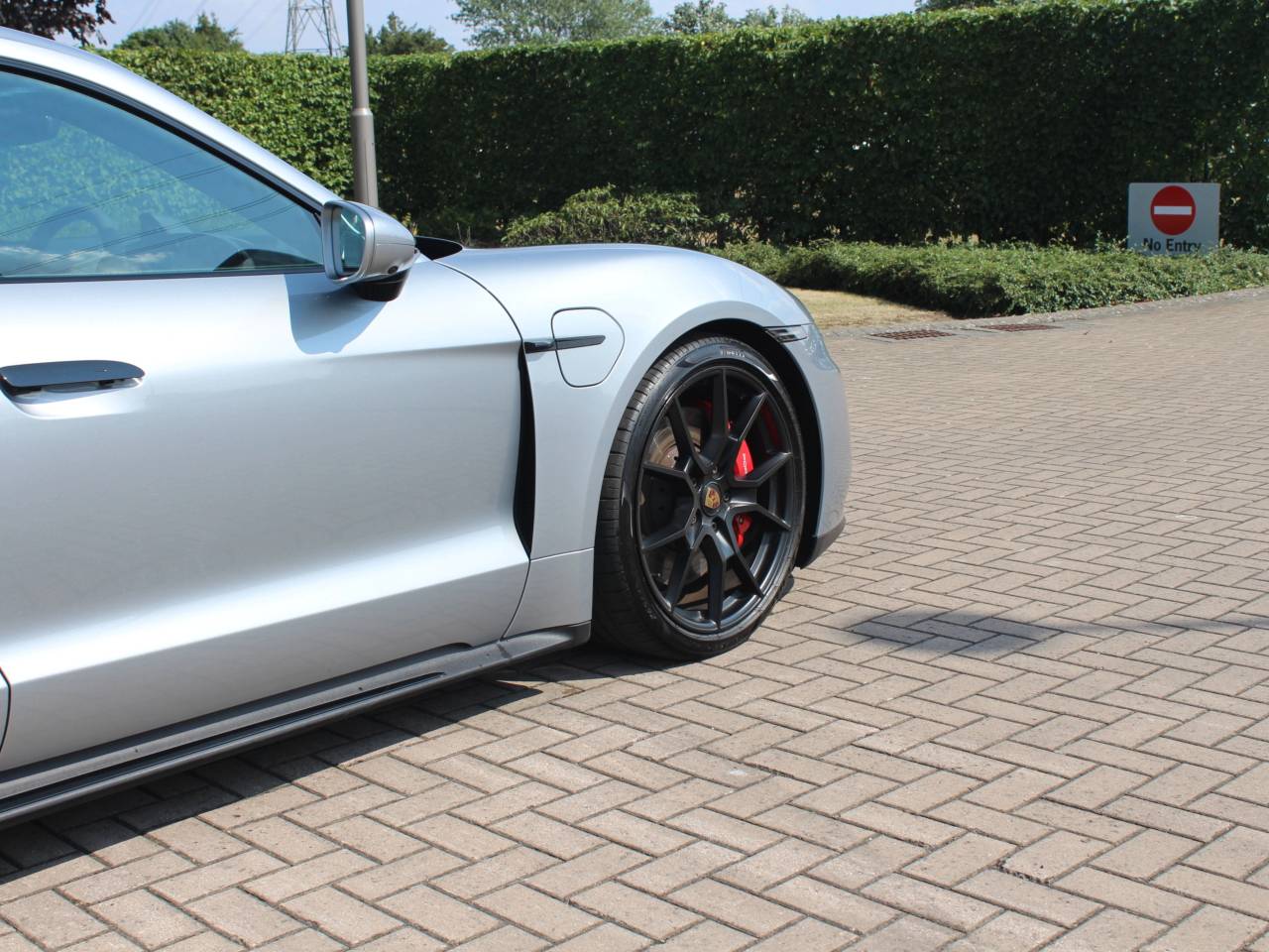 Taycan GTS SPORT TURISMO (6) image 18