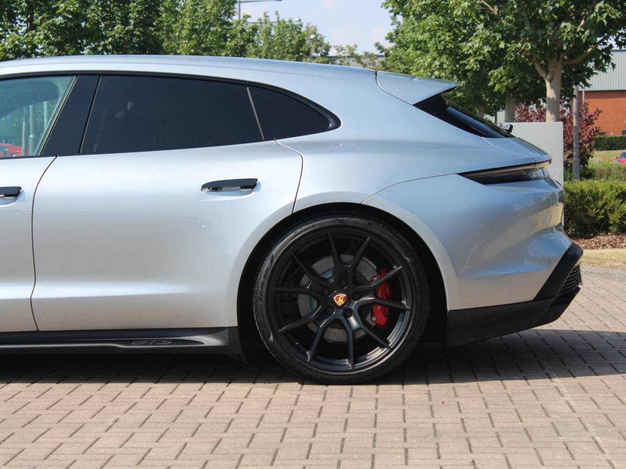 Taycan GTS SPORT TURISMO (6) image 21