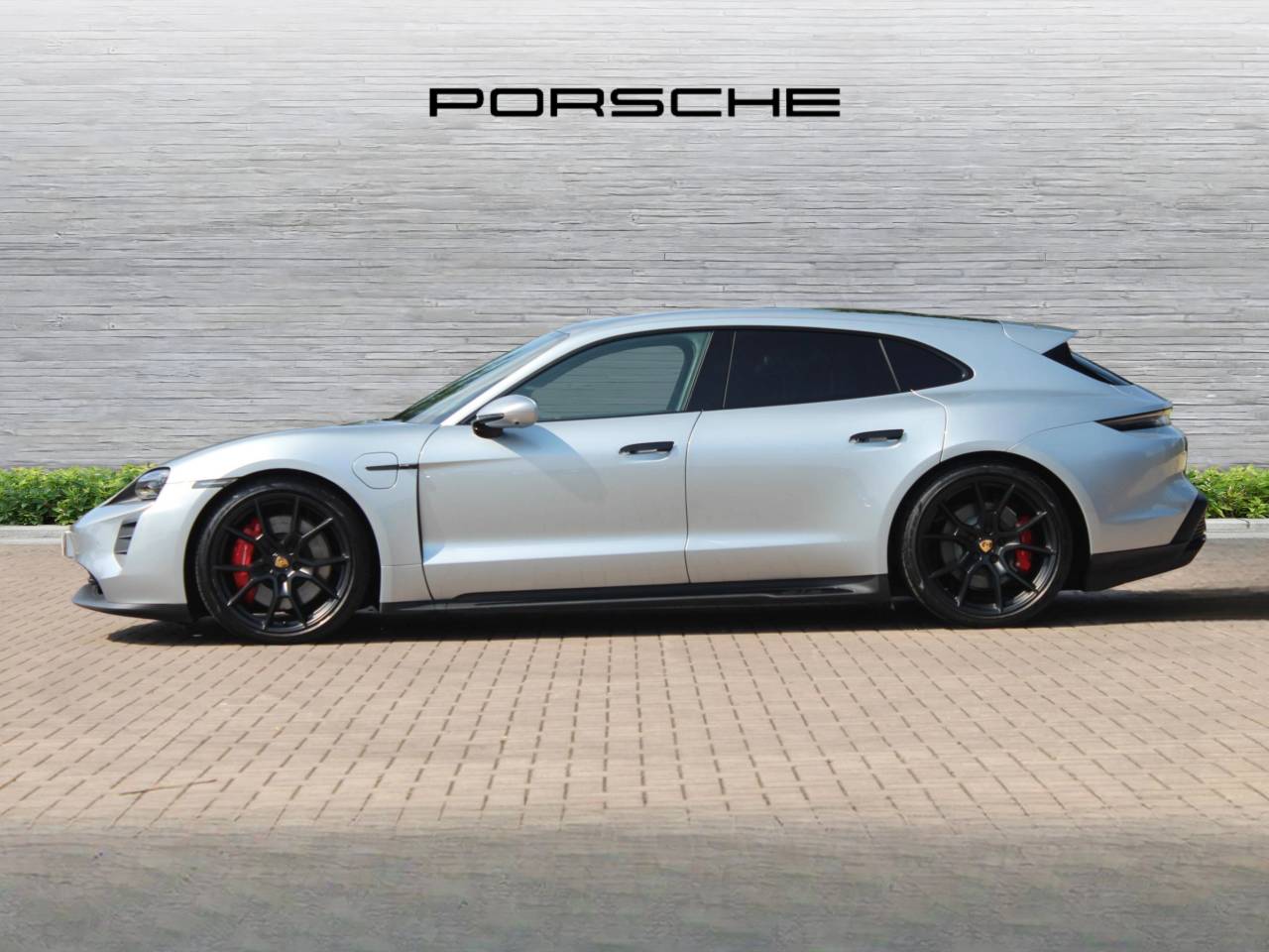 Taycan GTS SPORT TURISMO (6) image 07