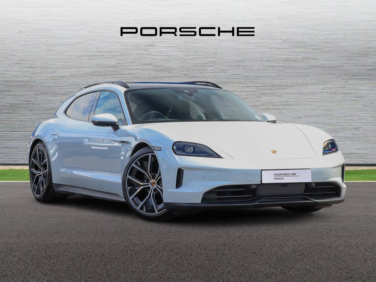 Taycan BASE SPORT TURISMO