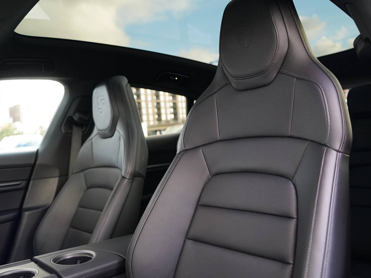 Taycan BASE SPORT TURISMO (2) image 34