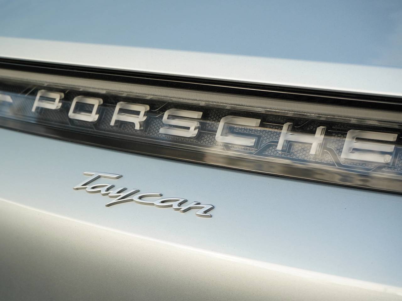 Taycan BASE SPORT TURISMO (2) image 20