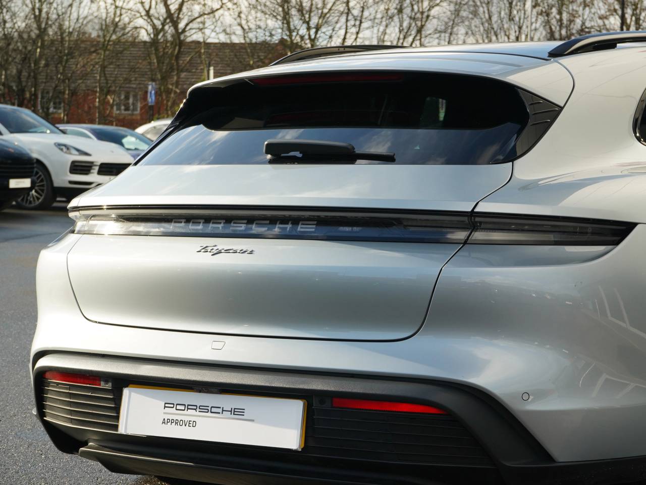 Taycan BASE SPORT TURISMO (2) image 17