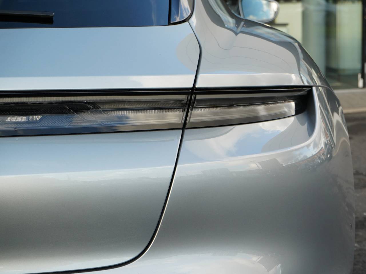 Taycan BASE SPORT TURISMO (2) image 22