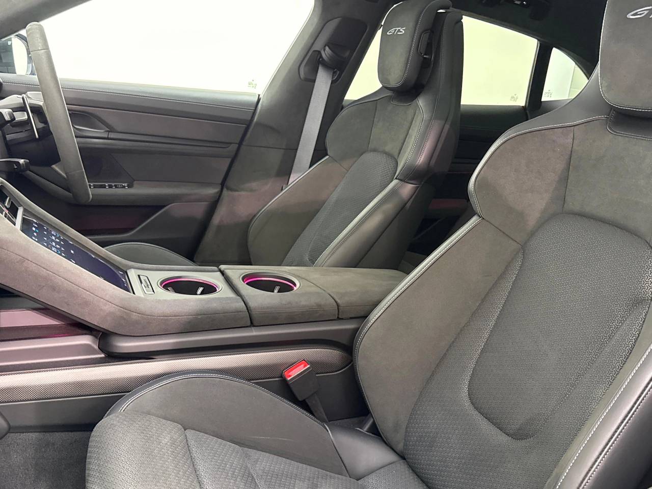Taycan GTS SPORT TURISMO (7) image 20