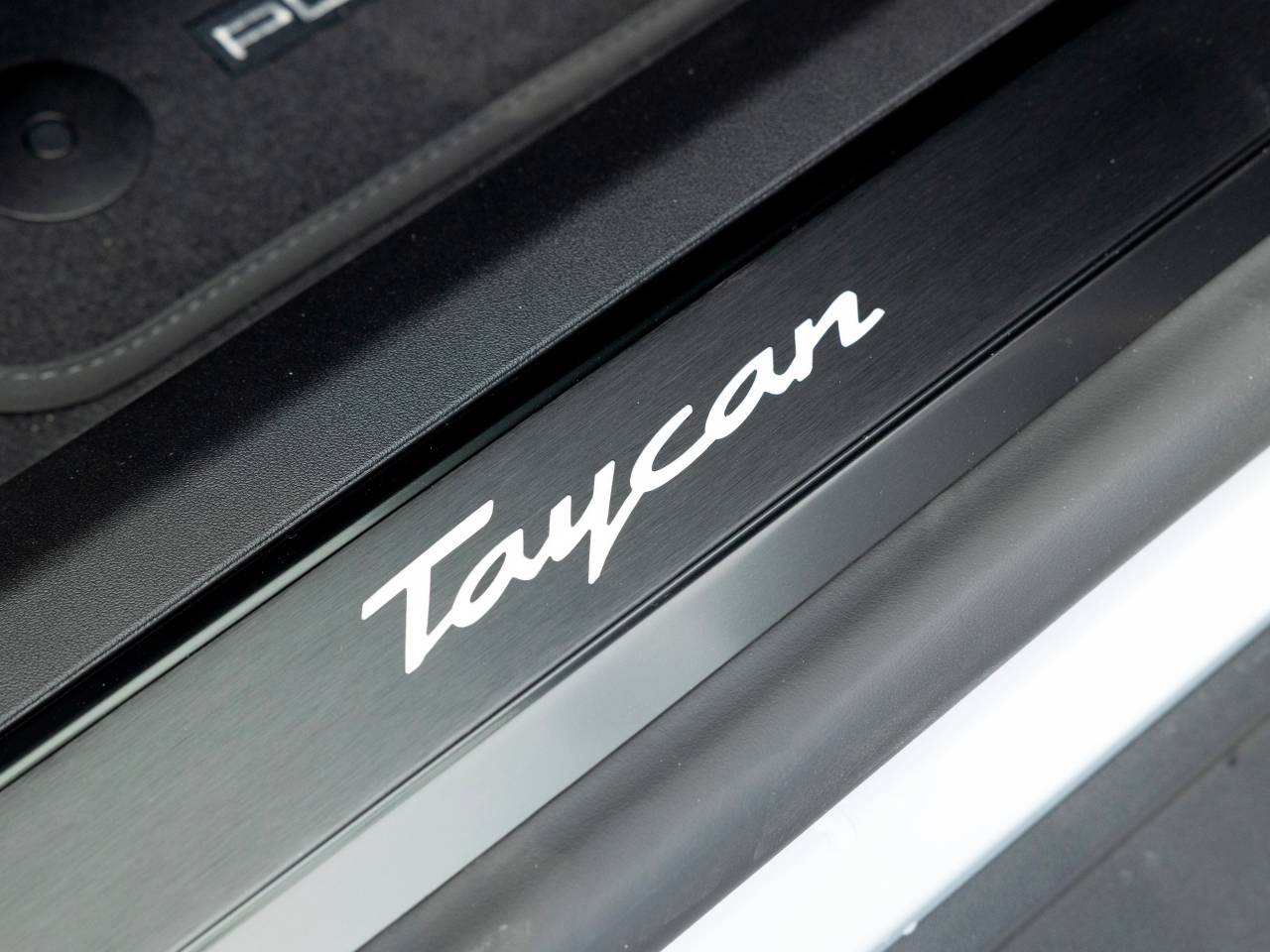 Taycan (40) image 78