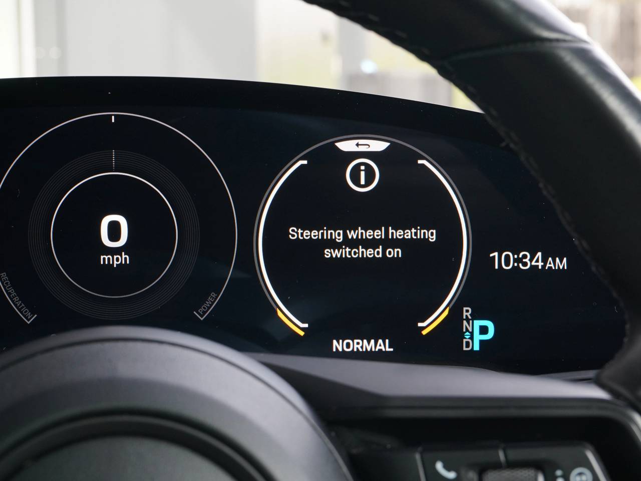 Taycan 4S (79KWH) (4) image 36