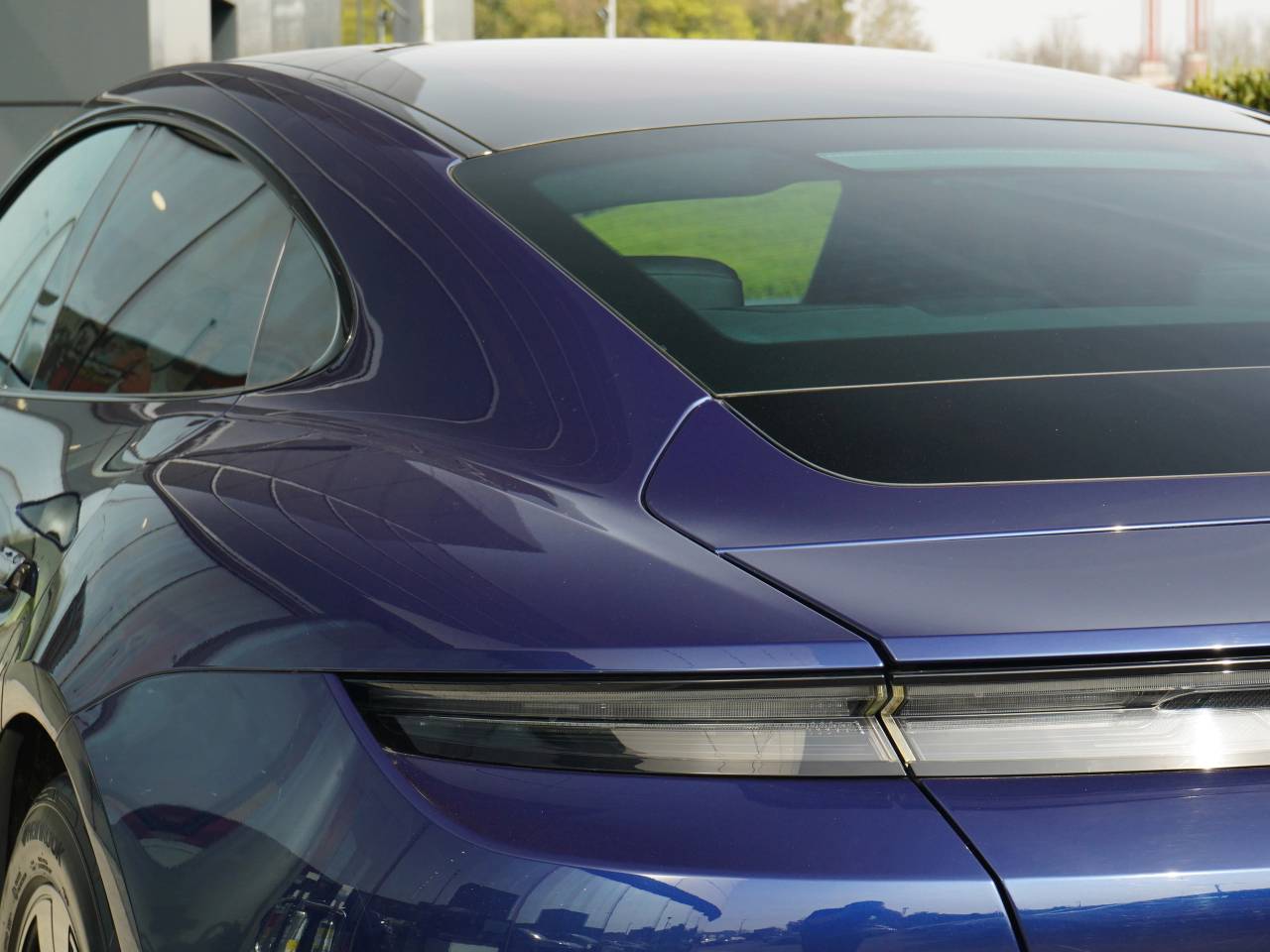 Taycan 4S (79KWH) (4) image 14