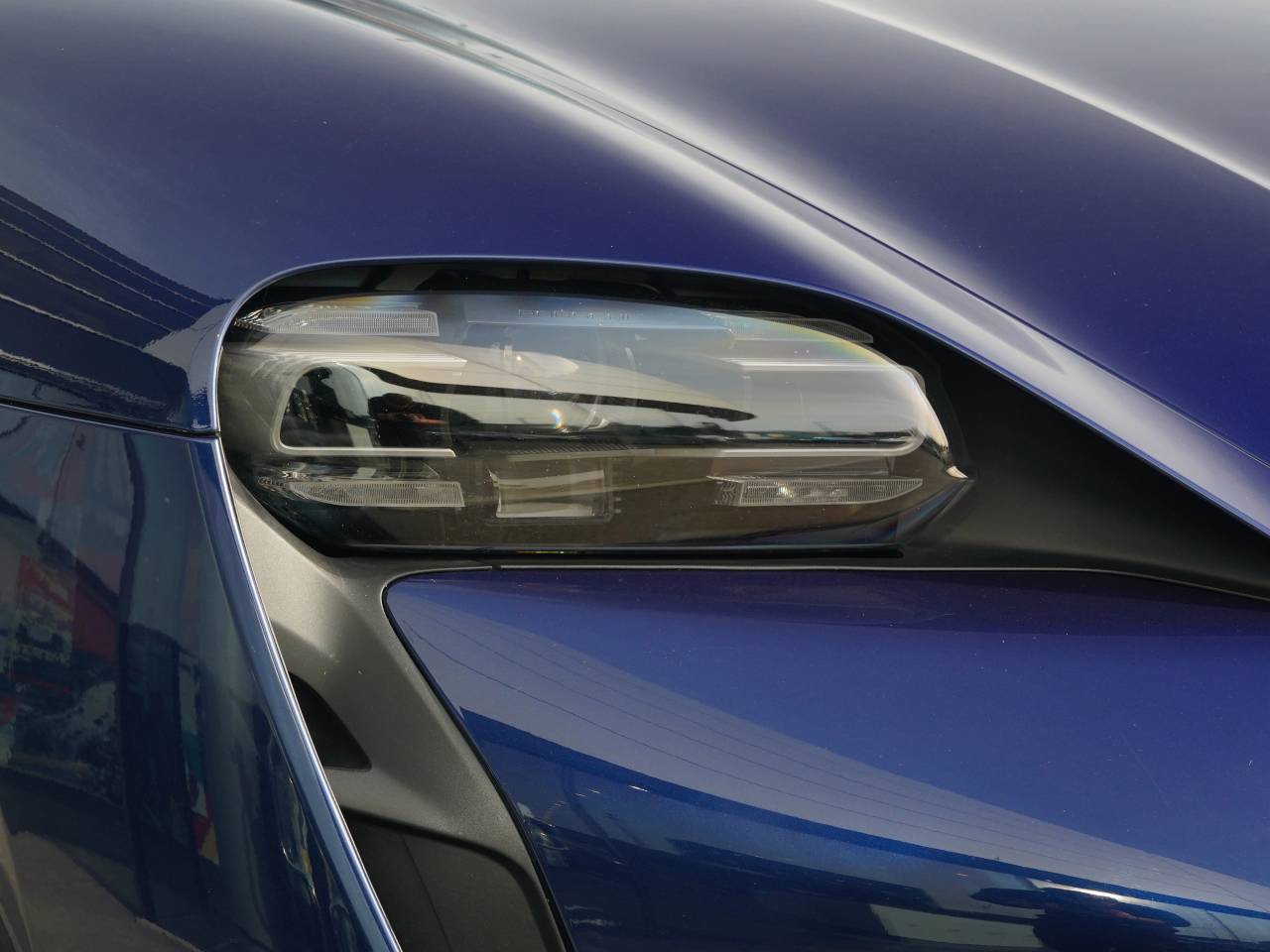 Taycan 4S (79KWH) (4) image 11