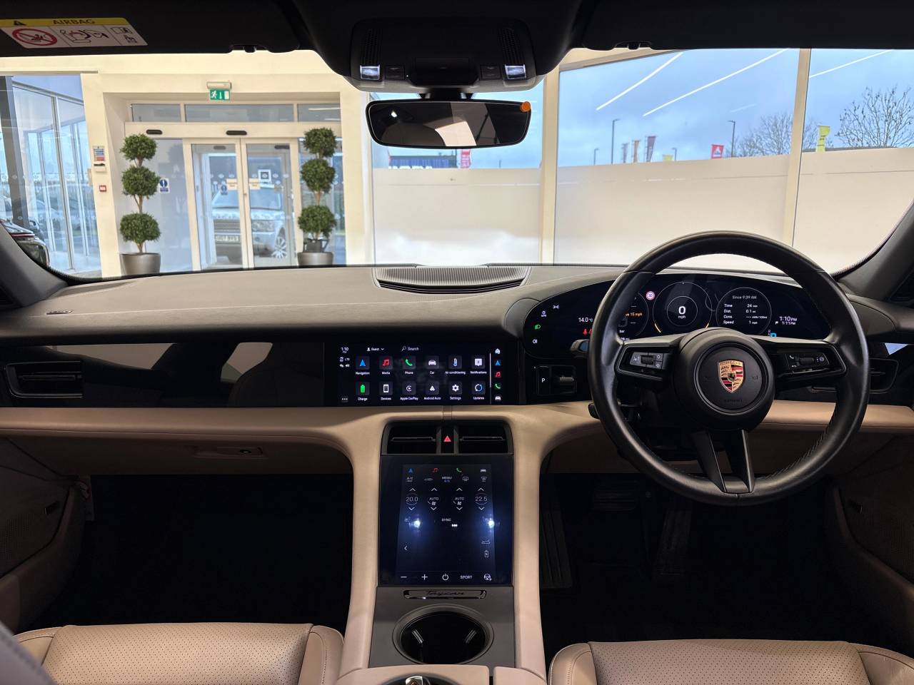 Taycan BASE (5) image 24