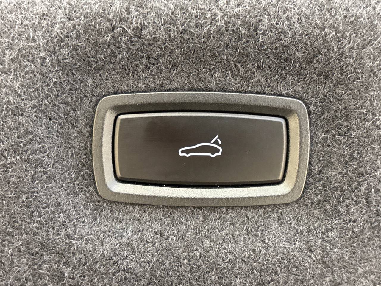 Taycan BASE (5) image 43