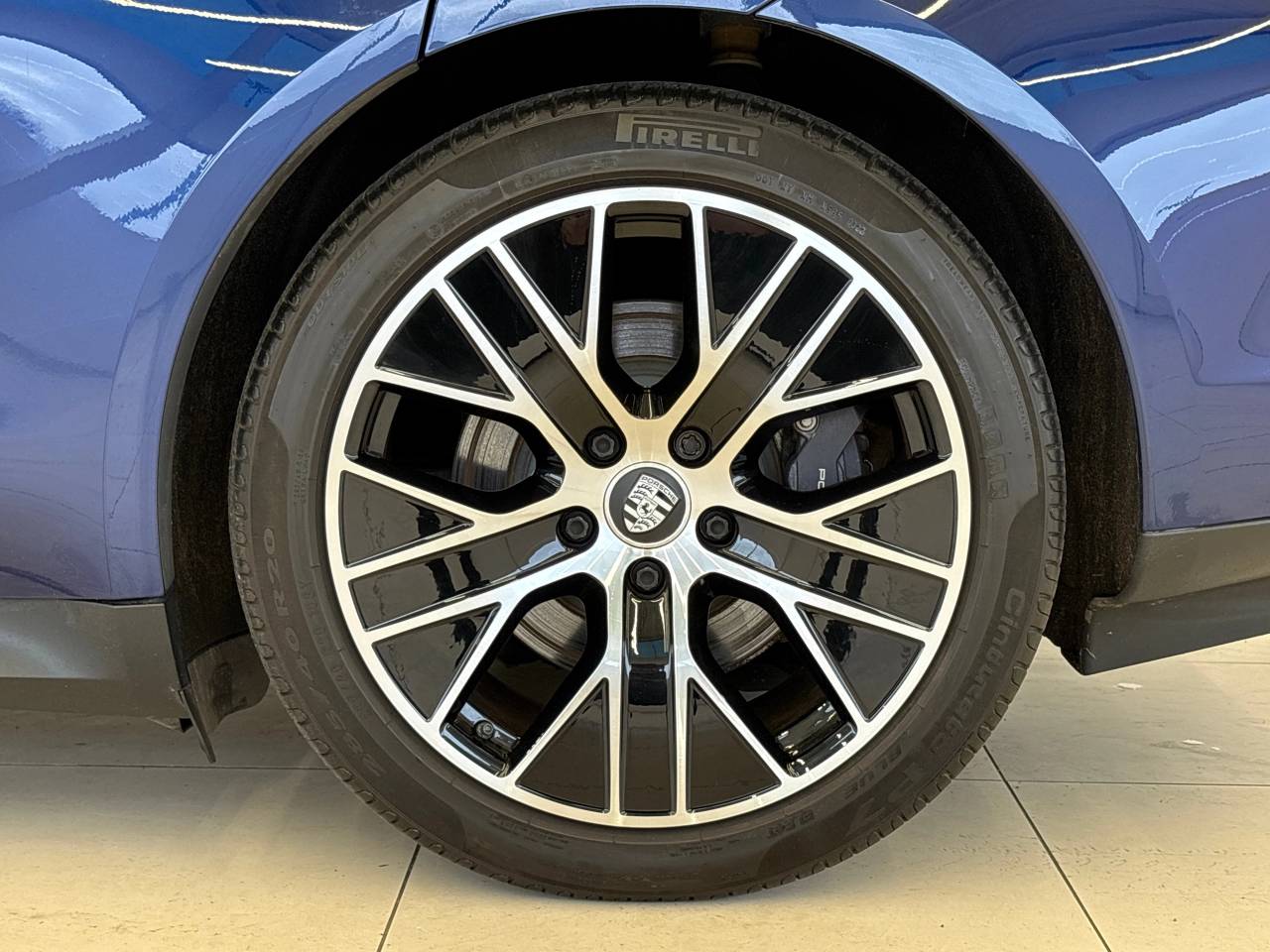 Taycan BASE (5) image 17