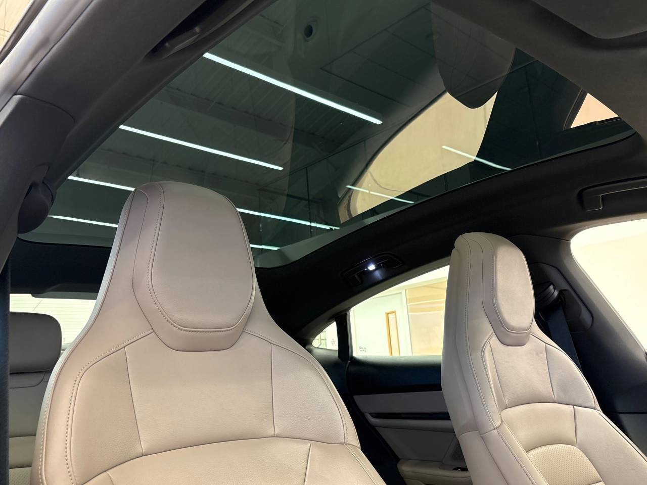 Taycan BASE (5) image 27