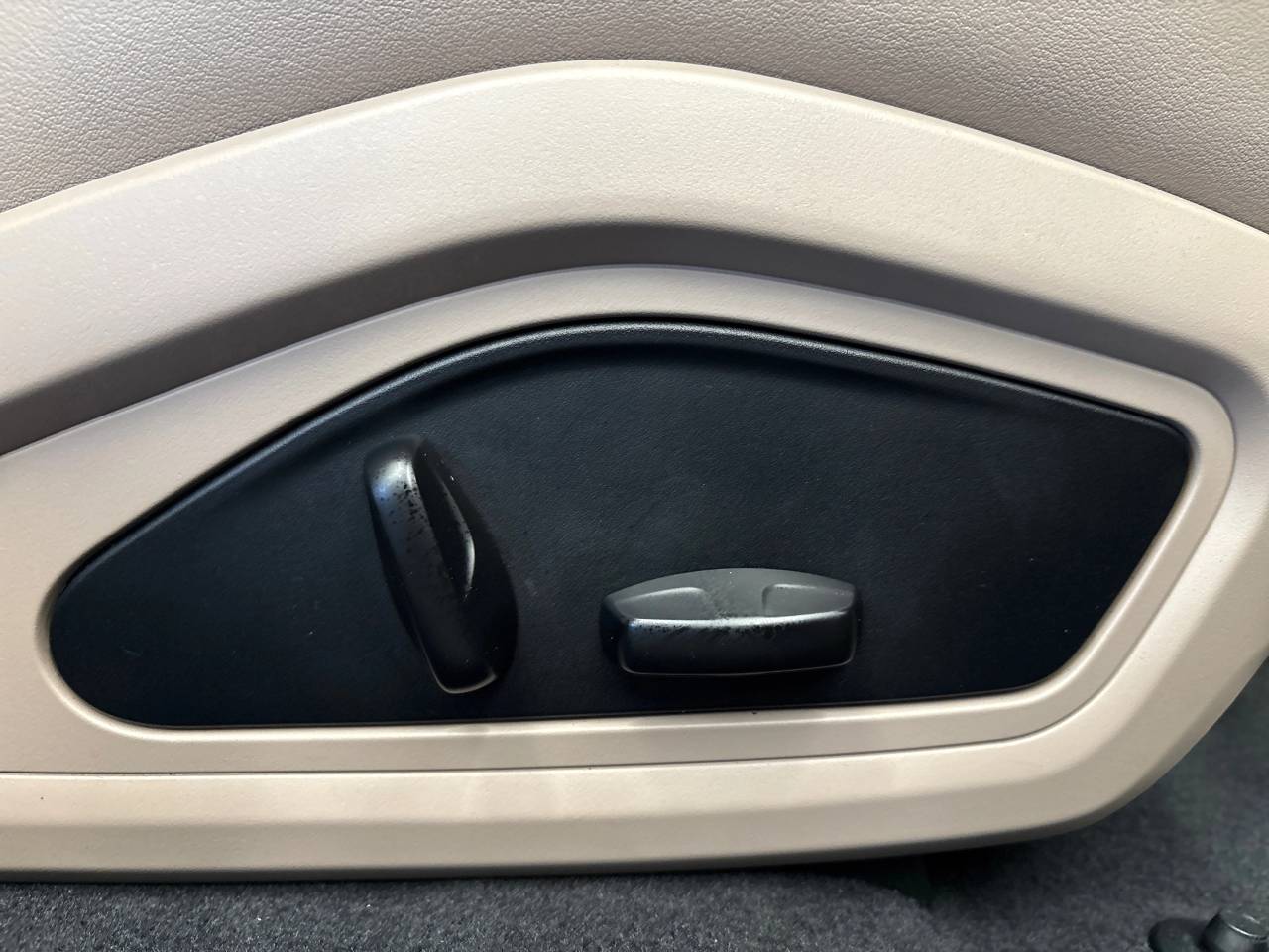 Taycan BASE (5) image 38