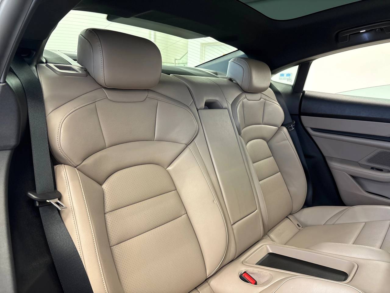 Taycan BASE (5) image 40