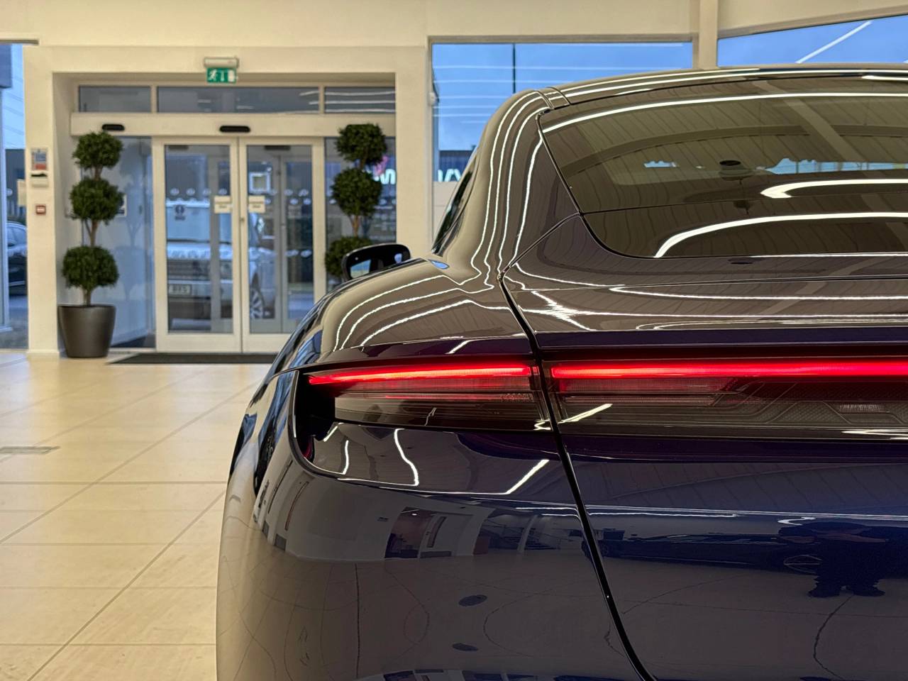 Taycan BASE (5) image 14