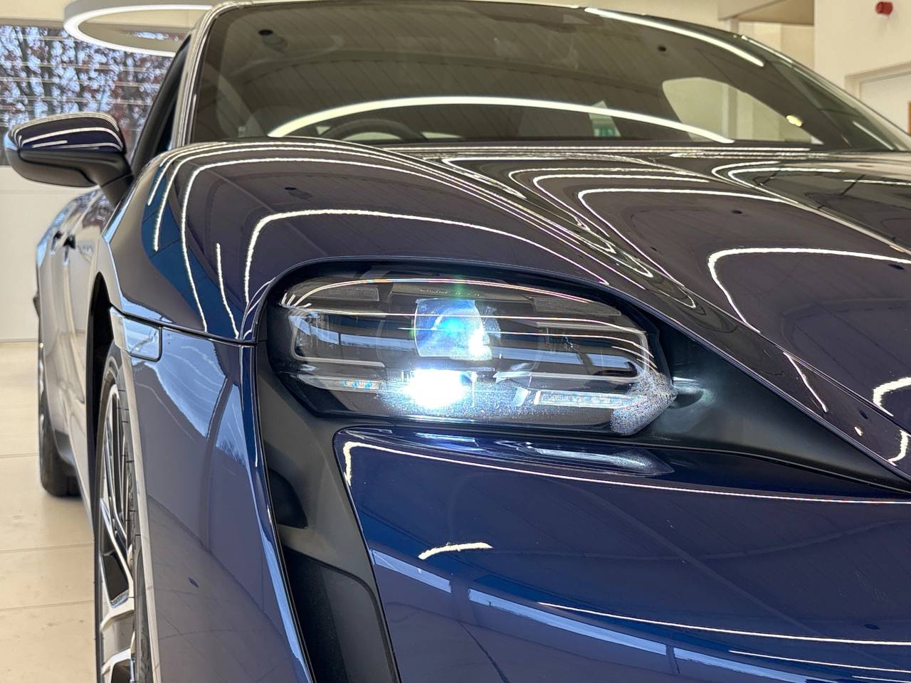 Taycan BASE (5) image 11