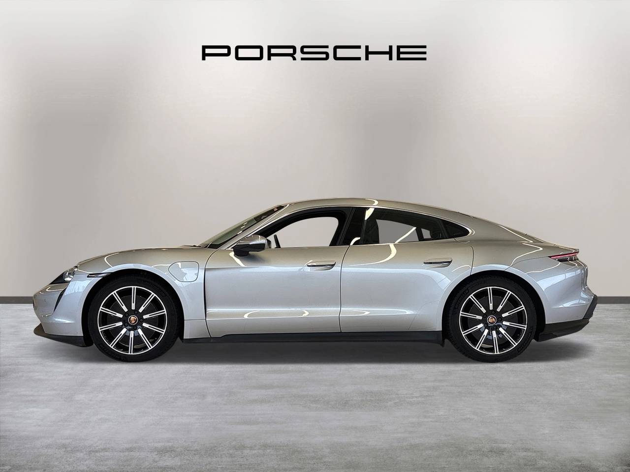 Taycan 4S (93KWH) (16) image 08