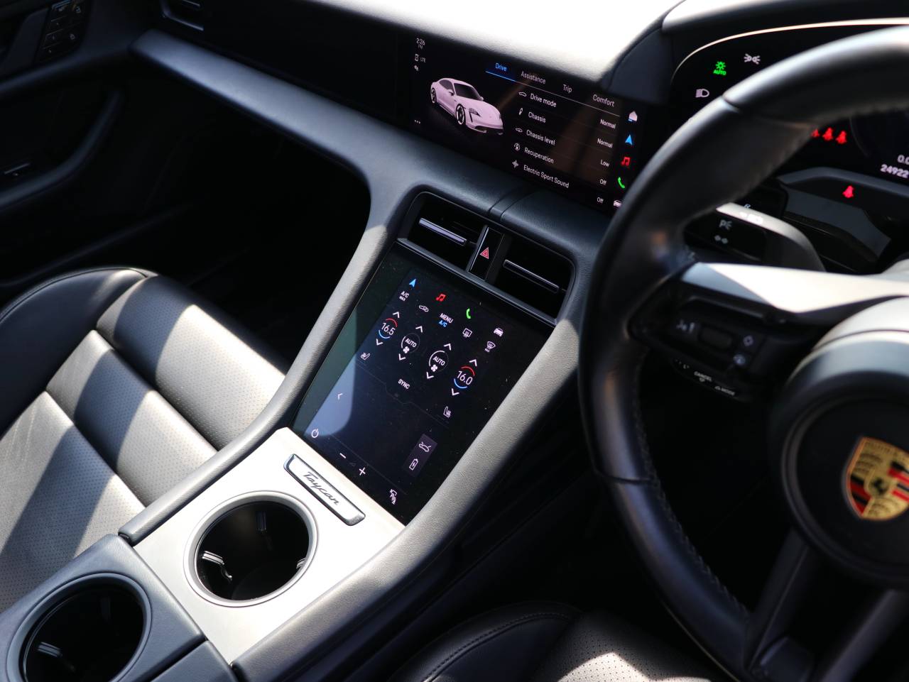 Taycan 4S (93KWH) (9) image 25