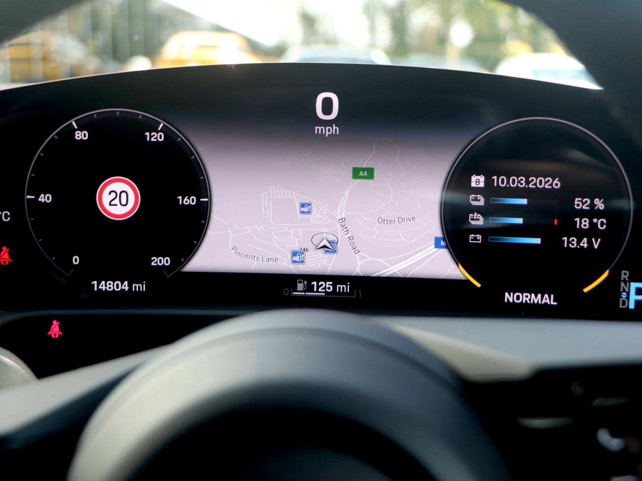 Taycan 4S (93KWH) (33) image 20