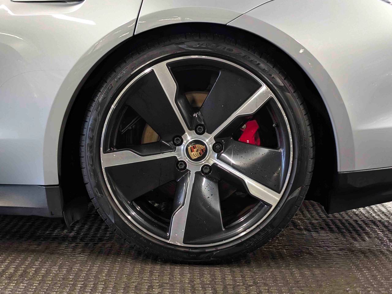 Taycan 4S (93KWH) (10) image 08