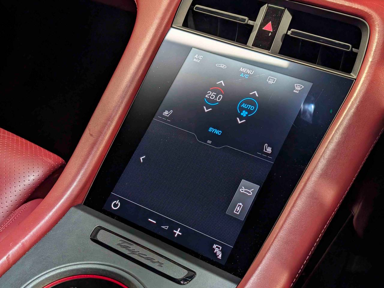 Taycan 4S (93KWH) (10) image 20