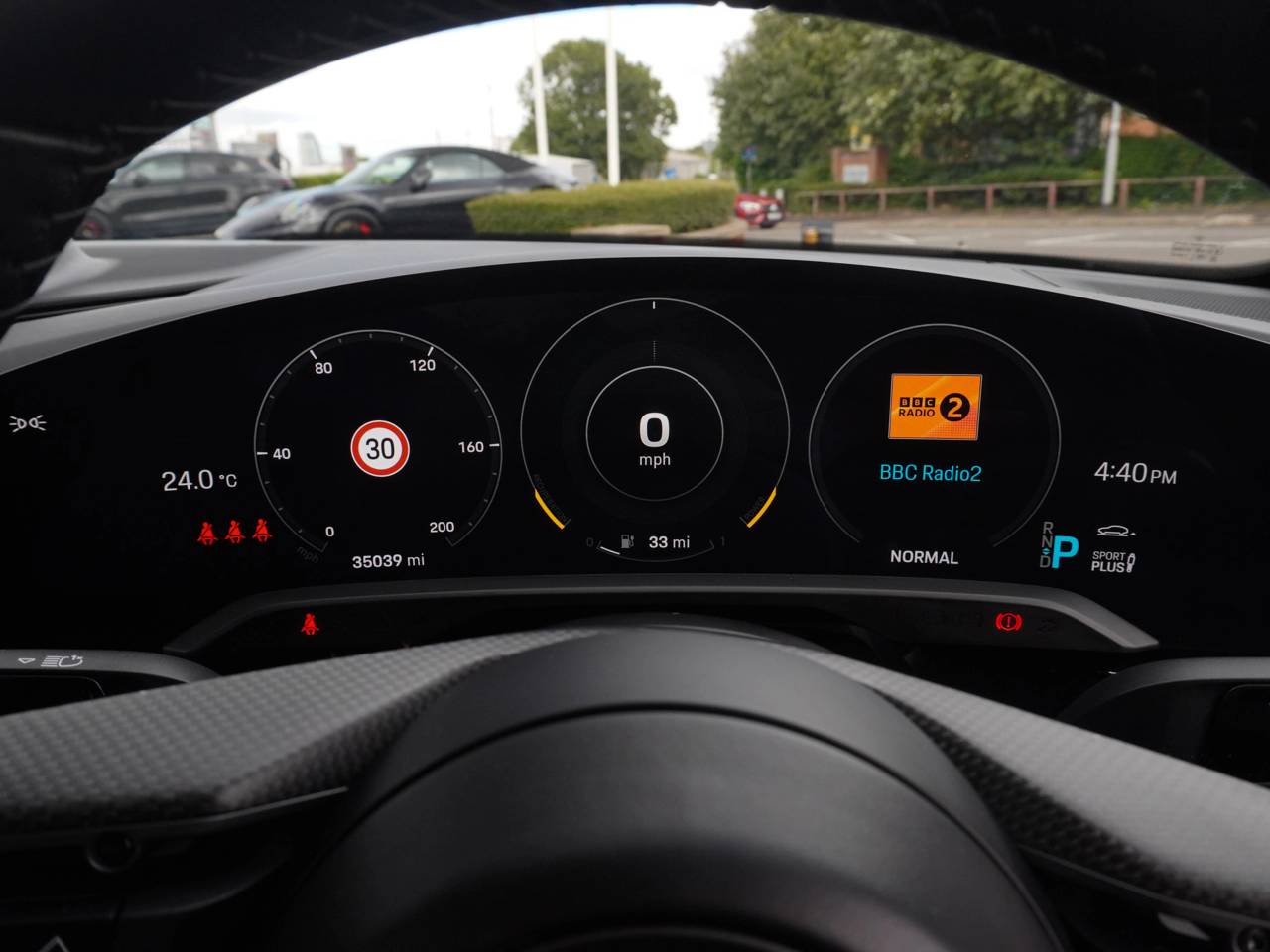 Taycan TURBO S 93KWH (15) image 25