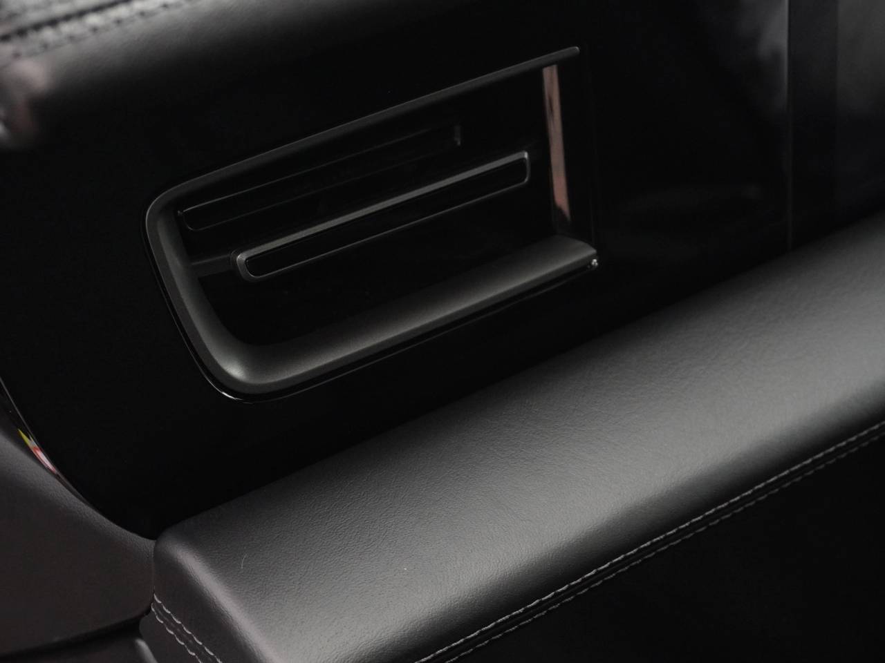 Taycan TURBO S 93KWH (15) image 47