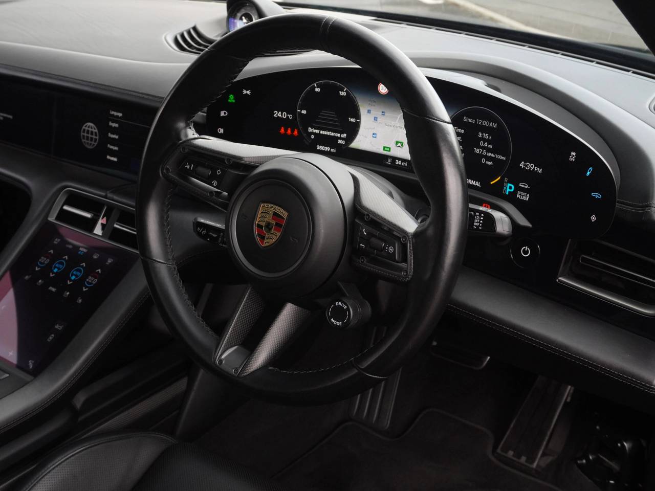 Taycan TURBO S 93KWH (15) image 16