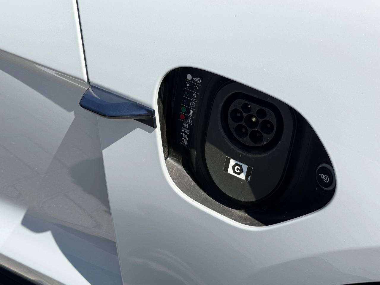Taycan TURBO 93KWH (19) image 50