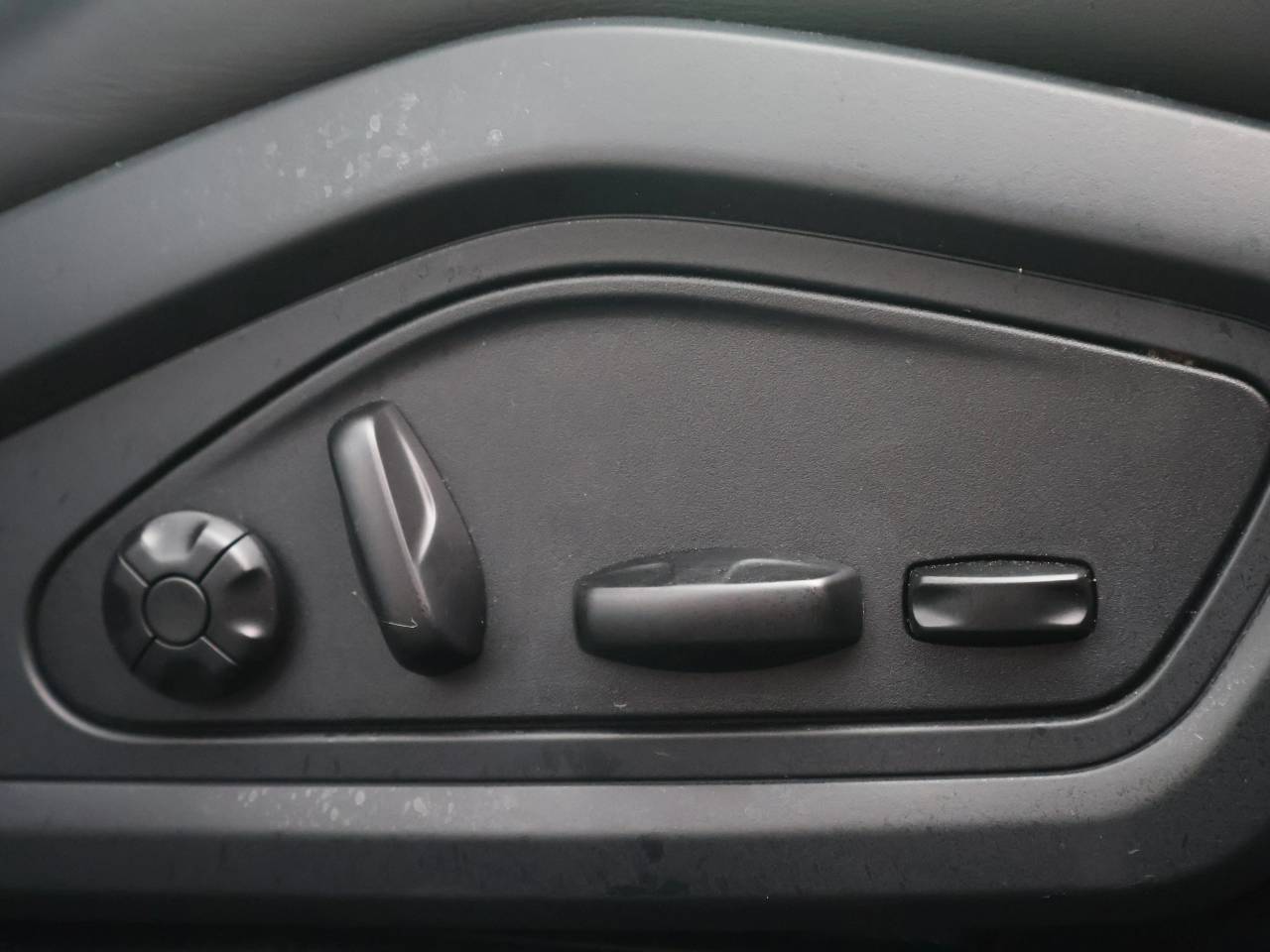 Taycan 4 CROSS TURISMO (6) image 26